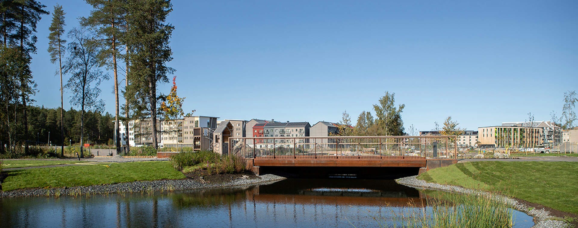 Nyproduktion i Kronandalen - Utsikt över vattnet och området
