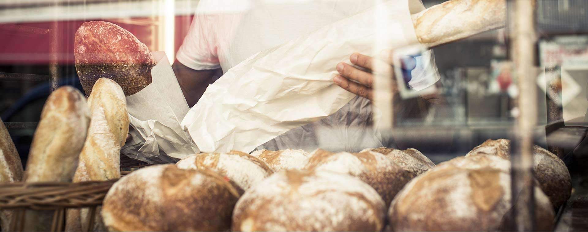 Nyproduktion Stockholm, Sundbyberg - Bagare lägger fram bröd